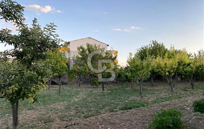 ÖzÇağla Sitesi 2 Katlı Villa, 5 Dönüm Arsa ile Birlikte Satılık 