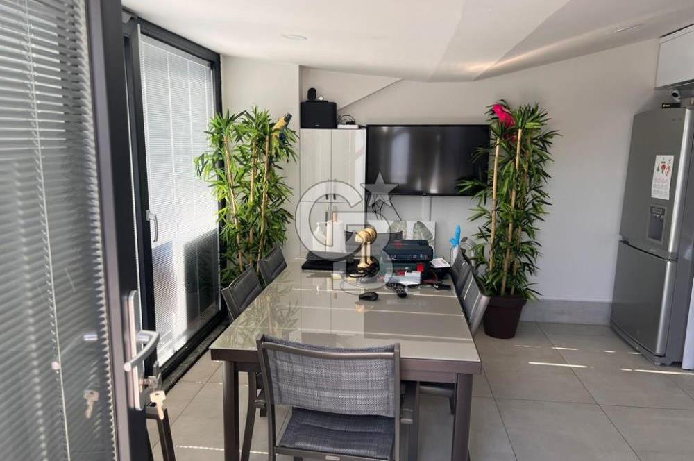 BOSTANLI'DA SATILIK DUBLEKS 5+1 TERASLI OTOPARKLI DAİRE