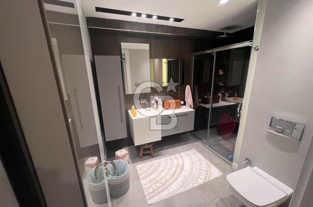 BOSTANLI'DA SATILIK DUBLEKS 5+1 TERASLI OTOPARKLI DAİRE