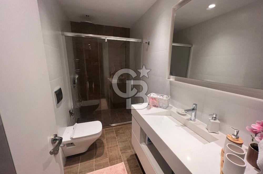 BOSTANLI'DA SATILIK DUBLEKS 5+1 TERASLI OTOPARKLI DAİRE