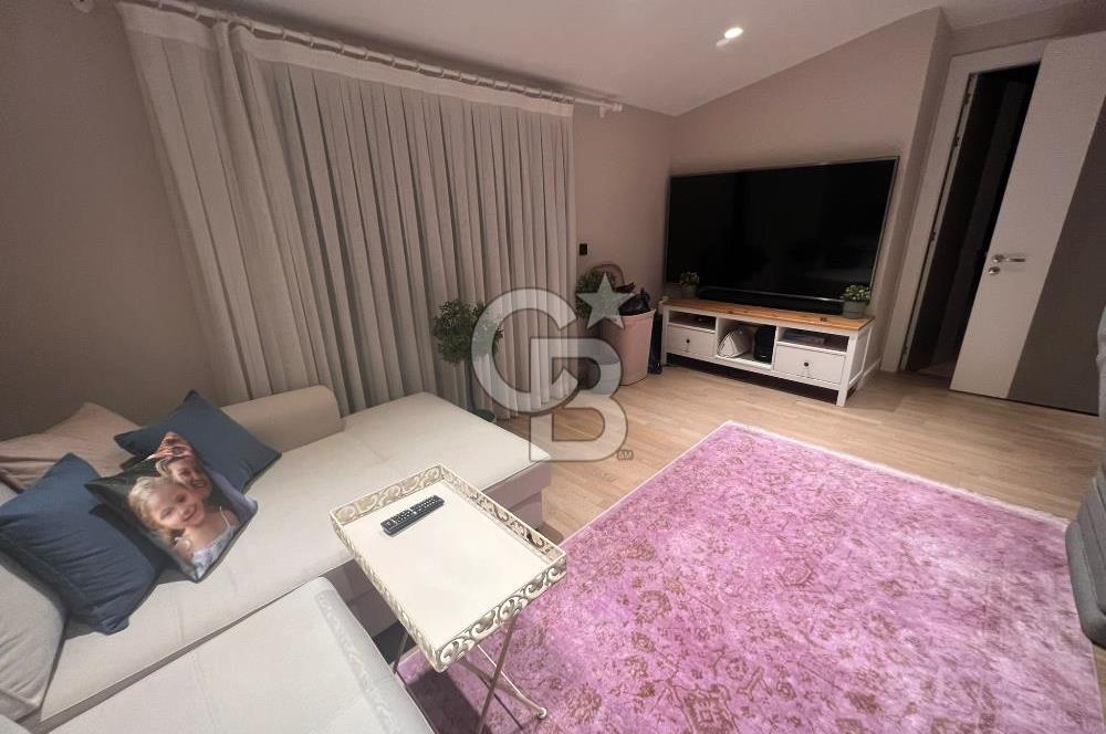 BOSTANLI'DA SATILIK DUBLEKS 5+1 TERASLI OTOPARKLI DAİRE