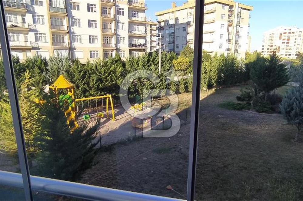 STADYUM YAKINI SİTE İÇİ GENİŞ VE KULLANIŞLI SATILIK DAİRE