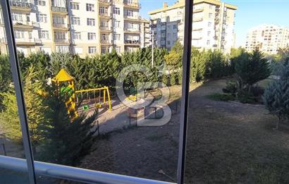 STADYUM YAKINI SİTE İÇİ GENİŞ VE KULLANIŞLI SATILIK DAİRE
