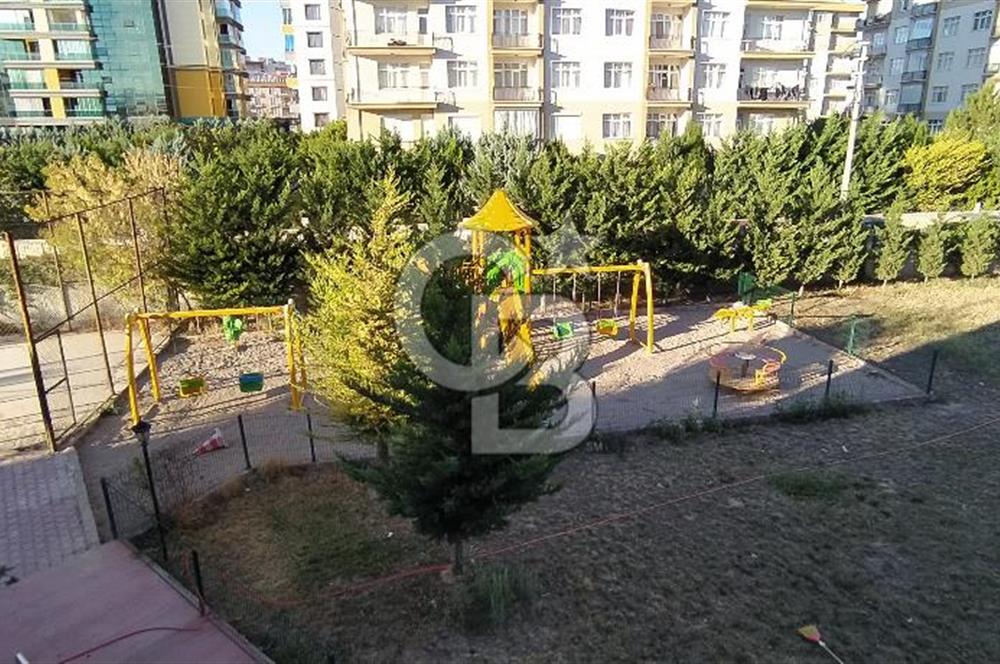 STADYUM YAKINI SİTE İÇİ GENİŞ VE KULLANIŞLI SATILIK DAİRE