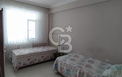 STADYUM YAKINI SİTE İÇİ GENİŞ VE KULLANIŞLI SATILIK DAİRE