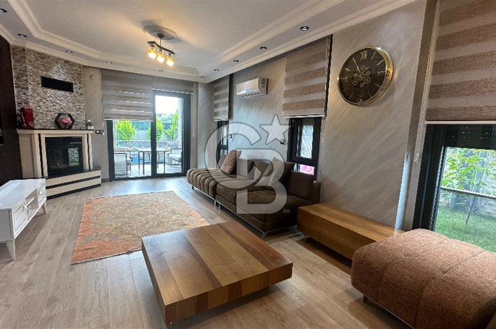 Şile de Denize 700 m Mesafede 470m2 Arsaya Kurulu Satılık Villa