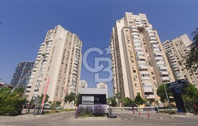 Karşıyaka Mavişehir Albatros Sitesinde Kiralık 3+1 154 M² Daire