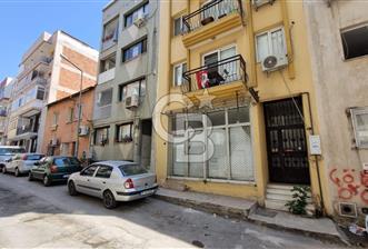 Bayraklı Sevgi Yoluna Yürüme Mesafesinde Satılık Dükkan