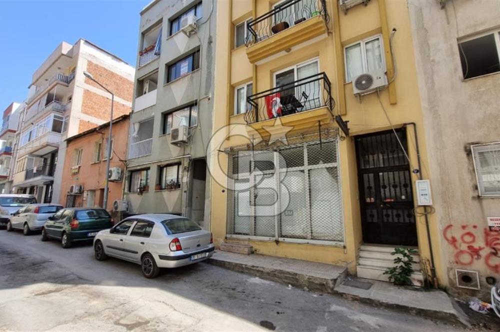 Bayraklı Sevgi Yoluna Yürüme Mesafesinde Satılık Dükkan