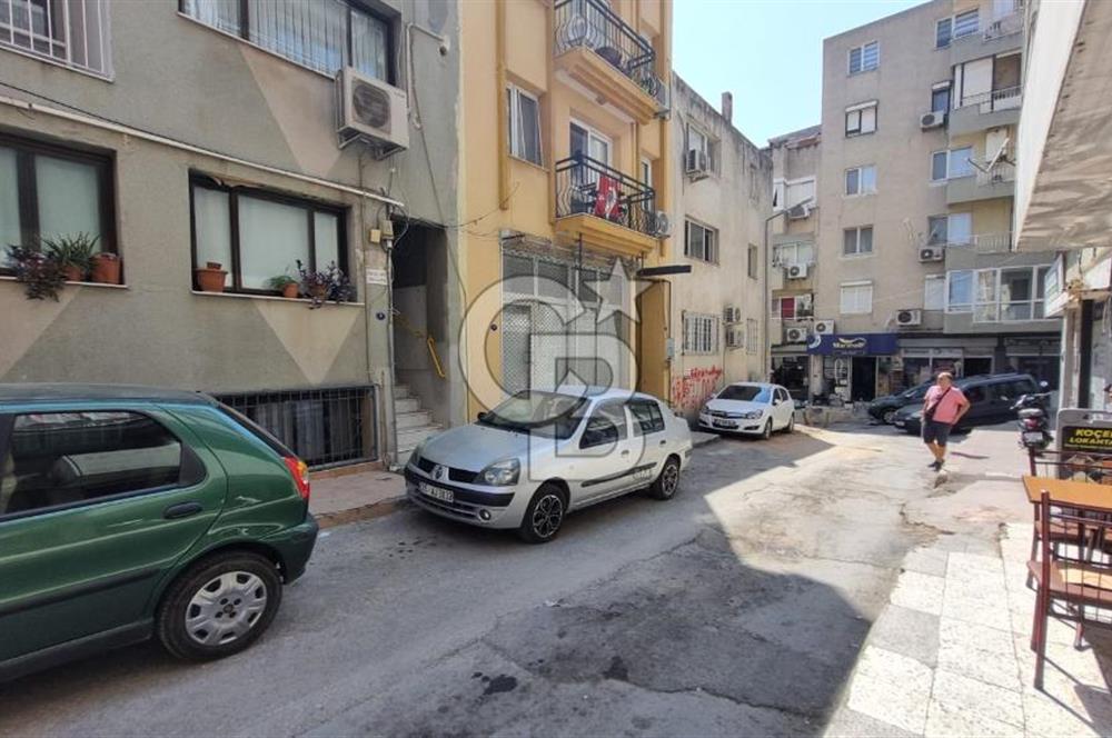 Bayraklı Sevgi Yoluna Yürüme Mesafesinde Satılık Dükkan