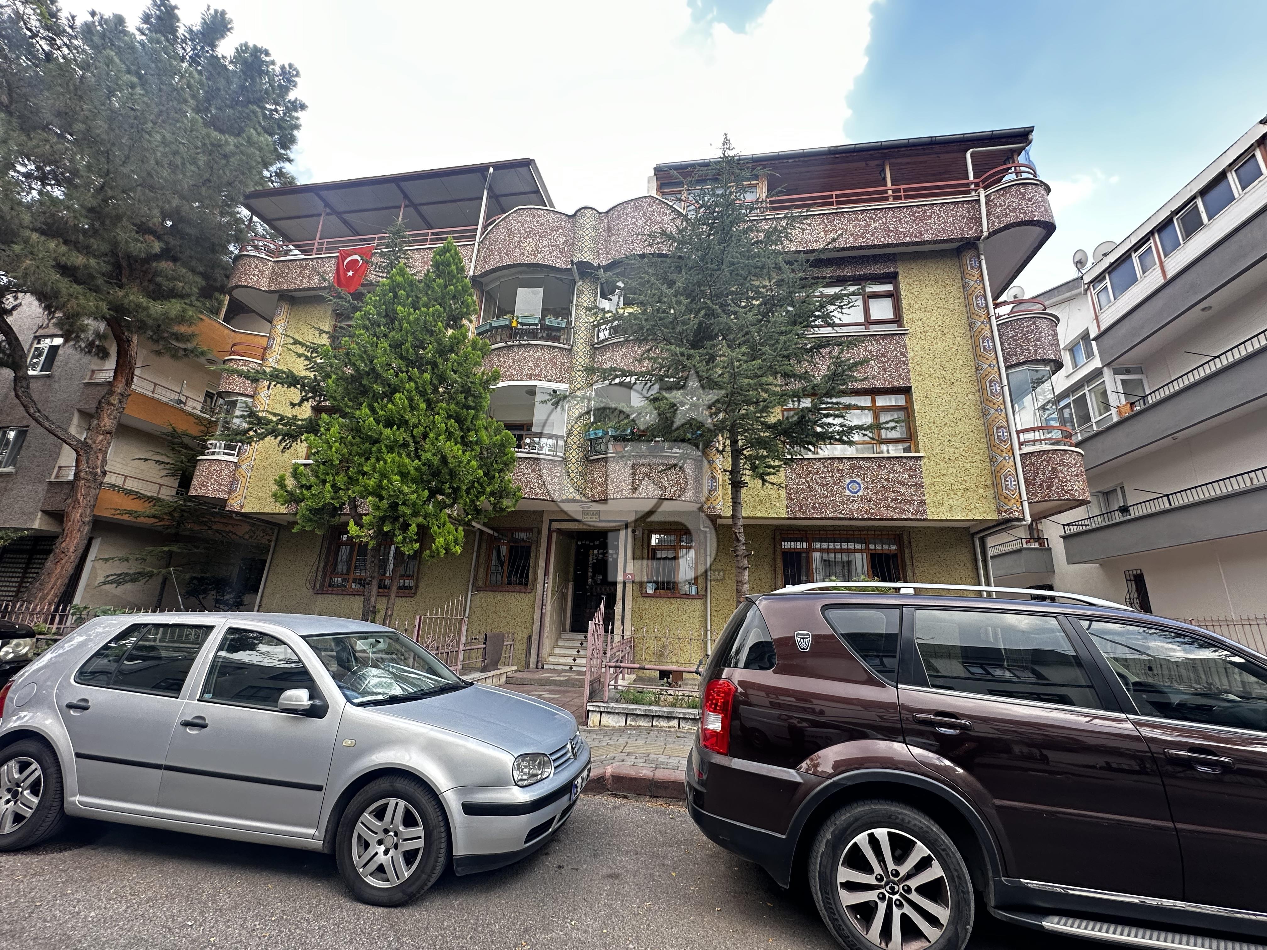 Ankaranın Merkezinde Geniş Satılık Dubleks Daire