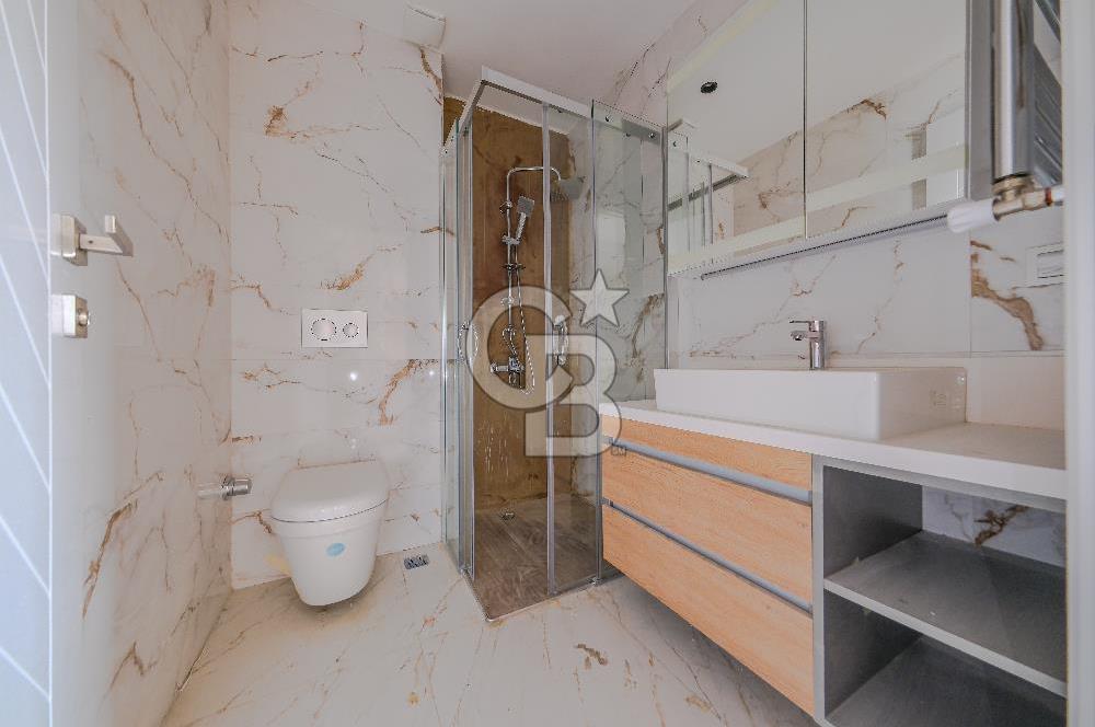 Panaromik Manzaralı Satılık 3+1 Teraslı Çatı Dubleks Daire