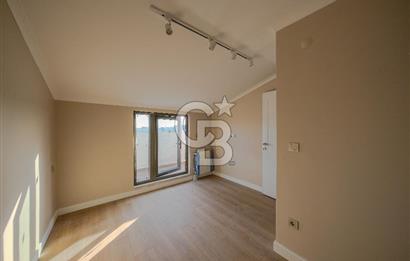 Panaromik Manzaralı Satılık 3+1 Teraslı Çatı Dubleks Daire
