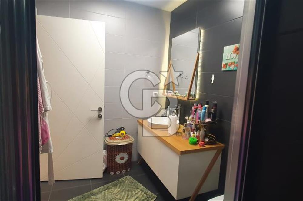 ÇİĞLİ HARMANDALI’ NDA EŞYALI KİRALIK LÜKS  1+1 DAİRE