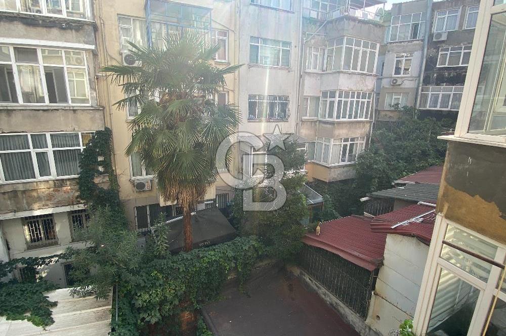 Nişantaşı'nda Satılık Fırsat Daire