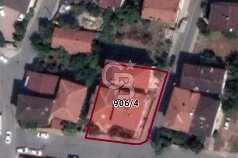 AŞAĞI DUDULLU HUZUR MAHALLESİNDE SİNPAŞ A KOMŞU SATILIK BİNA