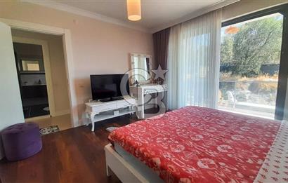 Çeşme Alaçatı’da Satılık Tam Müstakil Villa