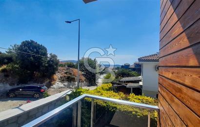Çeşme Alaçatı’da Satılık Tam Müstakil Villa