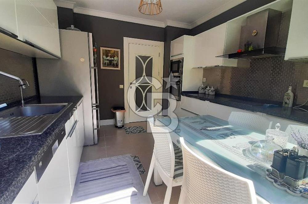 Çeşme Alaçatı’da Satılık Tam Müstakil Villa