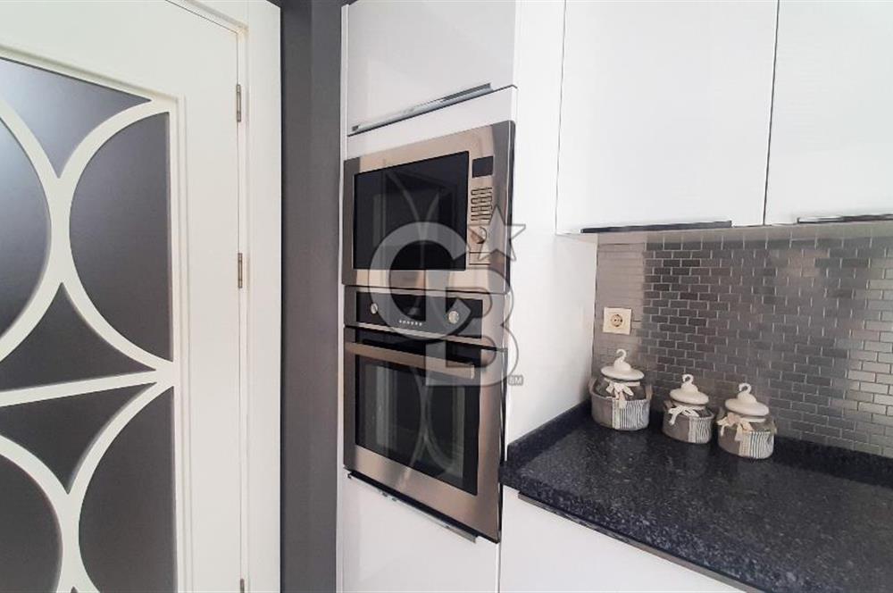 Çeşme Alaçatı’da Satılık Tam Müstakil Villa