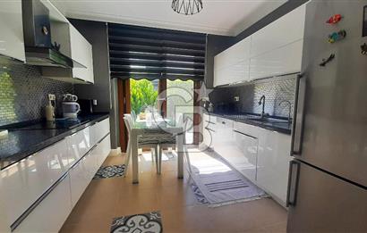 Çeşme Alaçatı’da Satılık Tam Müstakil Villa