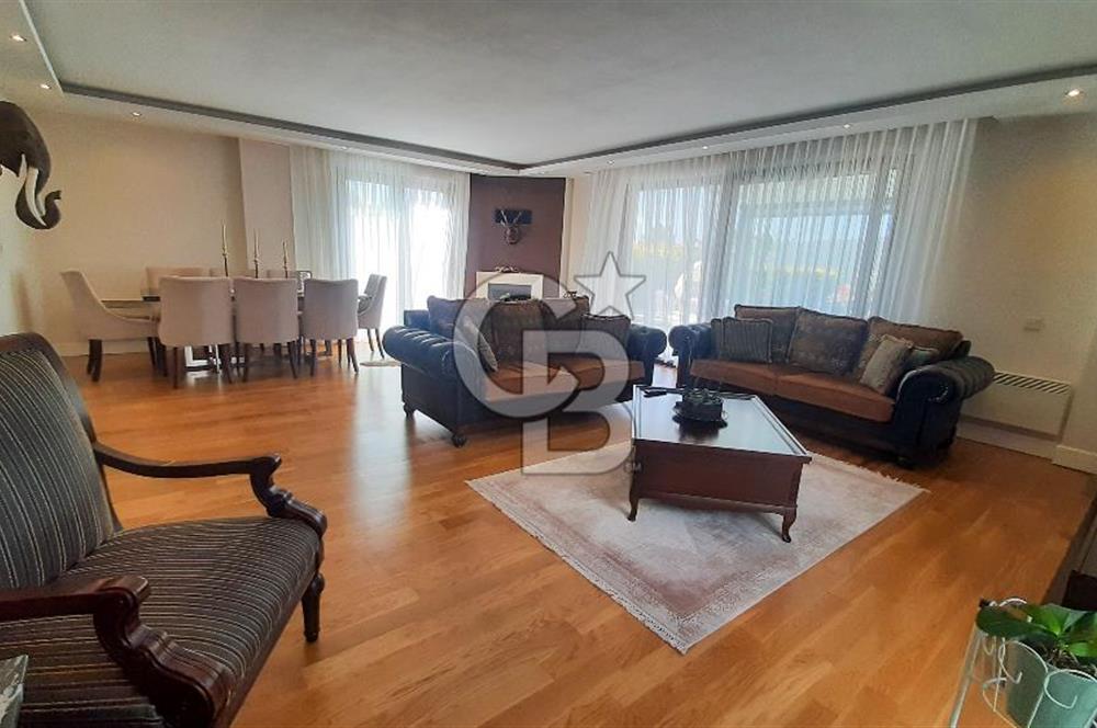 Çeşme Alaçatı’da Satılık Tam Müstakil Villa