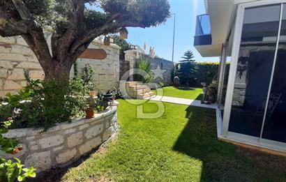 Çeşme Alaçatı’da Satılık Tam Müstakil Villa