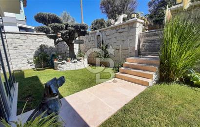 Çeşme Alaçatı’da Satılık Tam Müstakil Villa