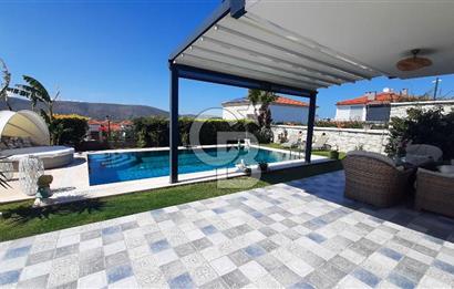 Çeşme Alaçatı’da Satılık Tam Müstakil Villa