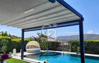 Çeşme Alaçatı’da Satılık Tam Müstakil Villa