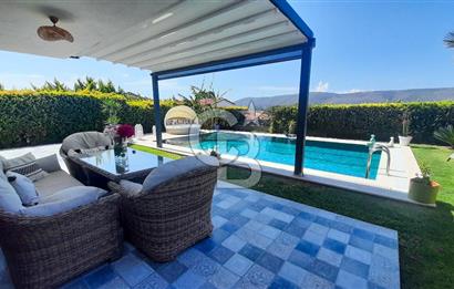 Çeşme Alaçatı’da Satılık Tam Müstakil Villa