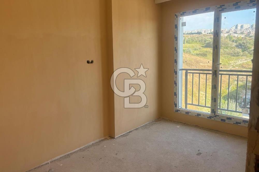 BÜYÜKÇEKMECE ATATÜRK MAHALLESİ HİLAL 86 SİTESİNDE DENİZ MANZARALI SIFIR 4+1 ÇATI DUBLEKSİ 150 M2