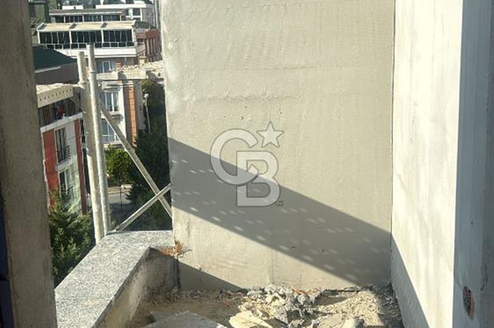 BÜYÜKÇEKMECE ATATÜRK MAHALLESİNDE DENİZ MANZARALI ÇATI DUBLEKSİ 150 M2