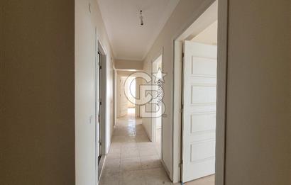 Bayraklı Yamanlar Deniz Manzaralı 3+1 Satılık Daire 