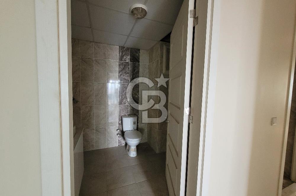 Bayraklı Yamanlar Deniz Manzaralı 3+1 Satılık Daire 