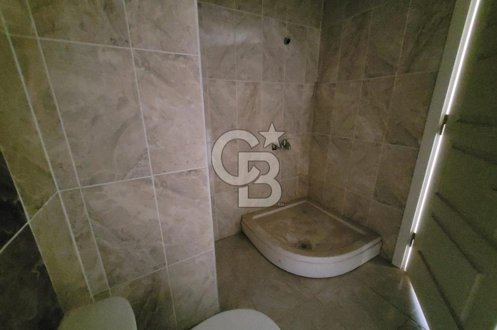 Bayraklı Yamanlar Deniz Manzaralı 3+1 Satılık Daire 