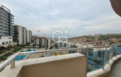 Bayraklı Yamanlar Deniz Manzaralı 3+1 Satılık Daire 