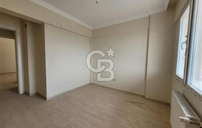 Bayraklı Yamanlar Deniz Manzaralı 3+1 Satılık Daire 
