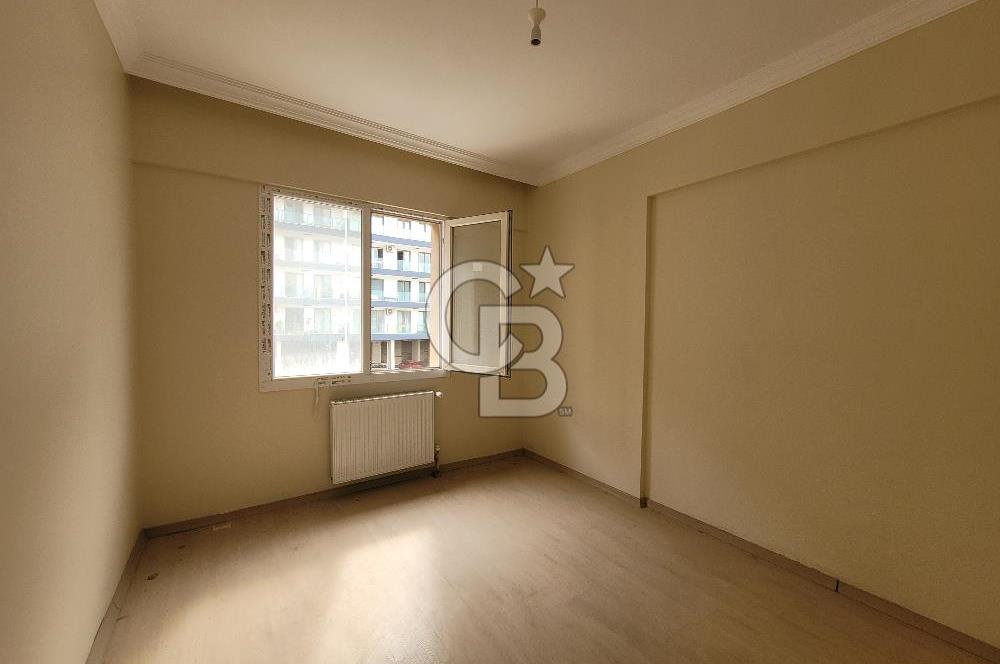 Bayraklı Yamanlar Deniz Manzaralı 3+1 Satılık Daire 