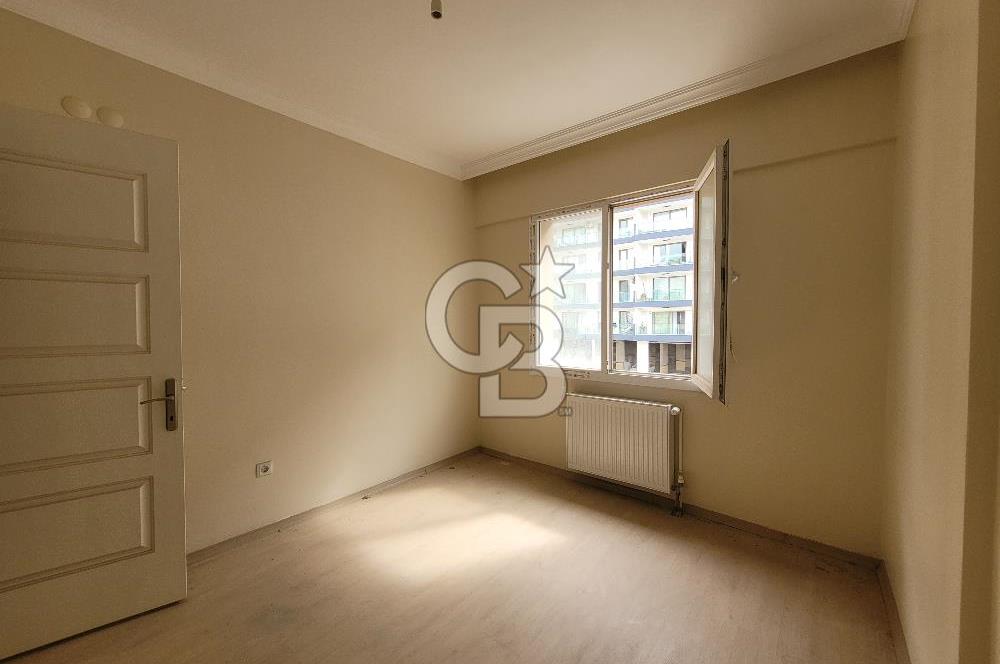 Bayraklı Yamanlar Deniz Manzaralı 3+1 Satılık Daire 
