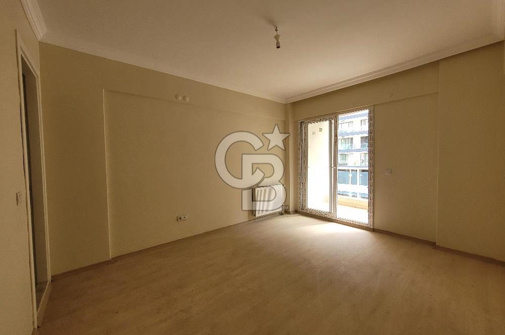 Bayraklı Yamanlar Deniz Manzaralı 3+1 Satılık Daire 