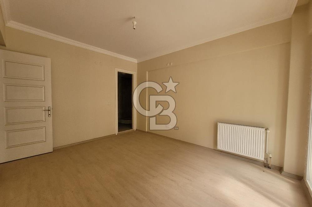 Bayraklı Yamanlar Deniz Manzaralı 3+1 Satılık Daire 