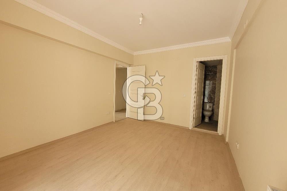 Bayraklı Yamanlar Deniz Manzaralı 3+1 Satılık Daire 
