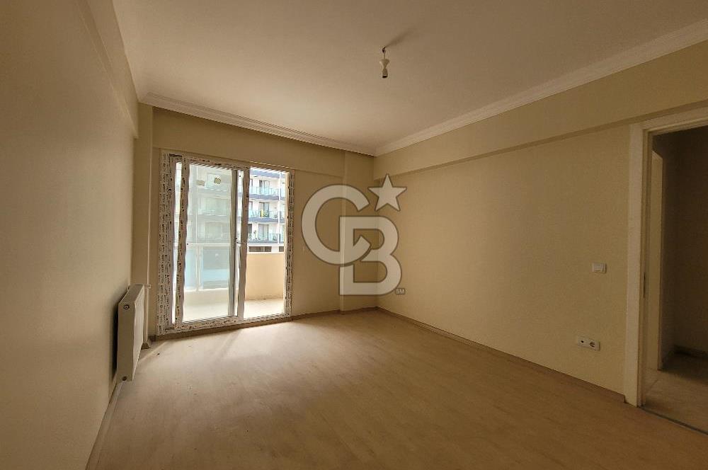 Bayraklı Yamanlar Deniz Manzaralı 3+1 Satılık Daire 