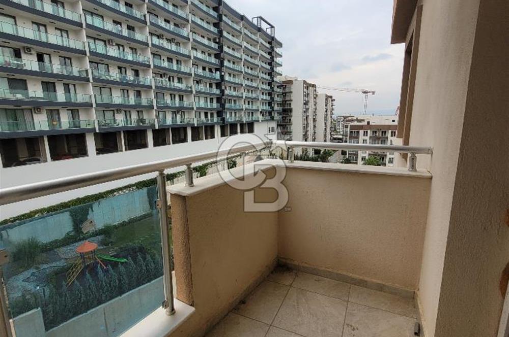 Bayraklı Yamanlar Deniz Manzaralı 3+1 Satılık Daire 