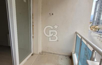 Bayraklı Yamanlar Deniz Manzaralı 3+1 Satılık Daire 
