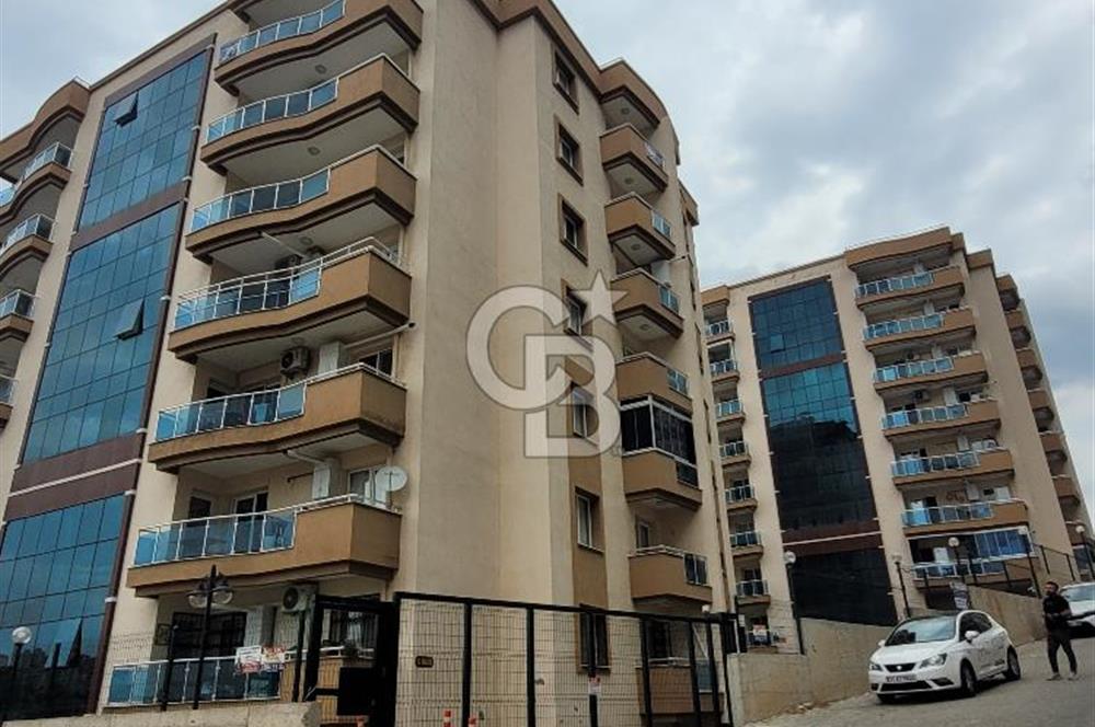 Bayraklı Yamanlar Deniz Manzaralı 3+1 Satılık Daire 