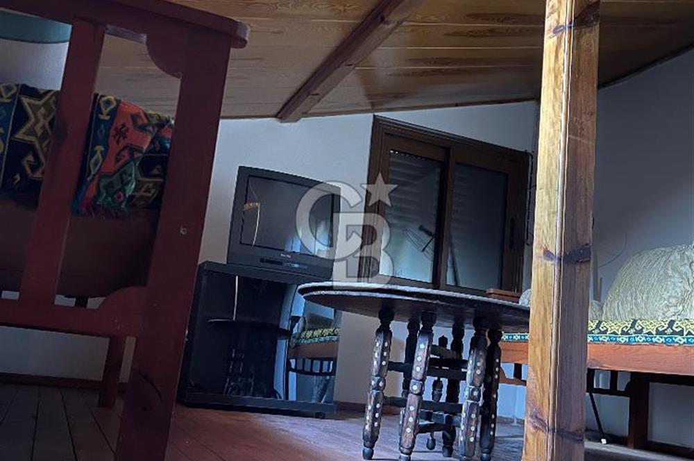 Urla Özbekte Satılık Villa 