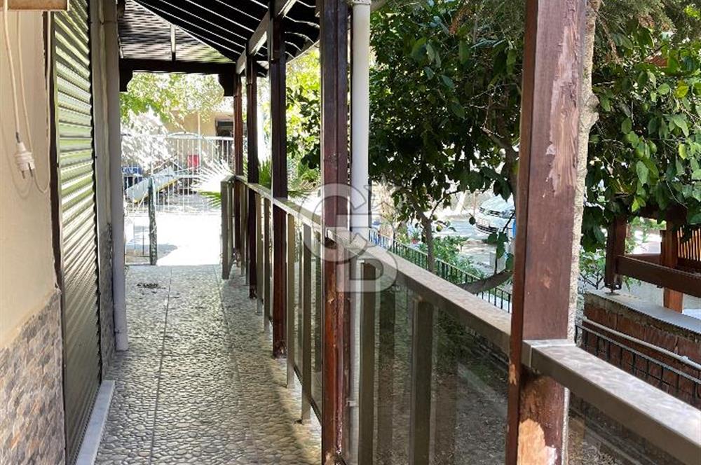 Urla Özbekte Satılık Villa 
