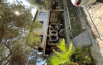 Urla Özbekte Satılık Villa 